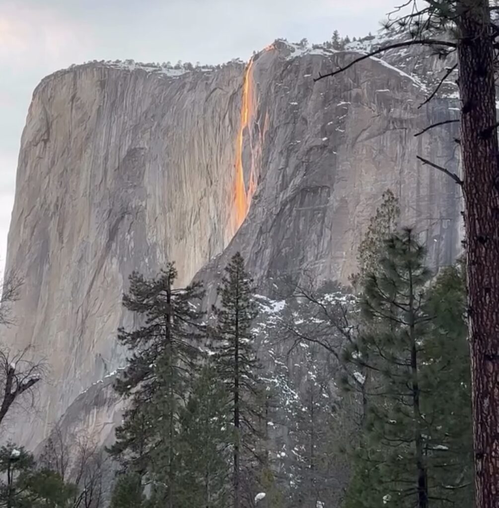 cascata fuoco yosemite firefall cairoli