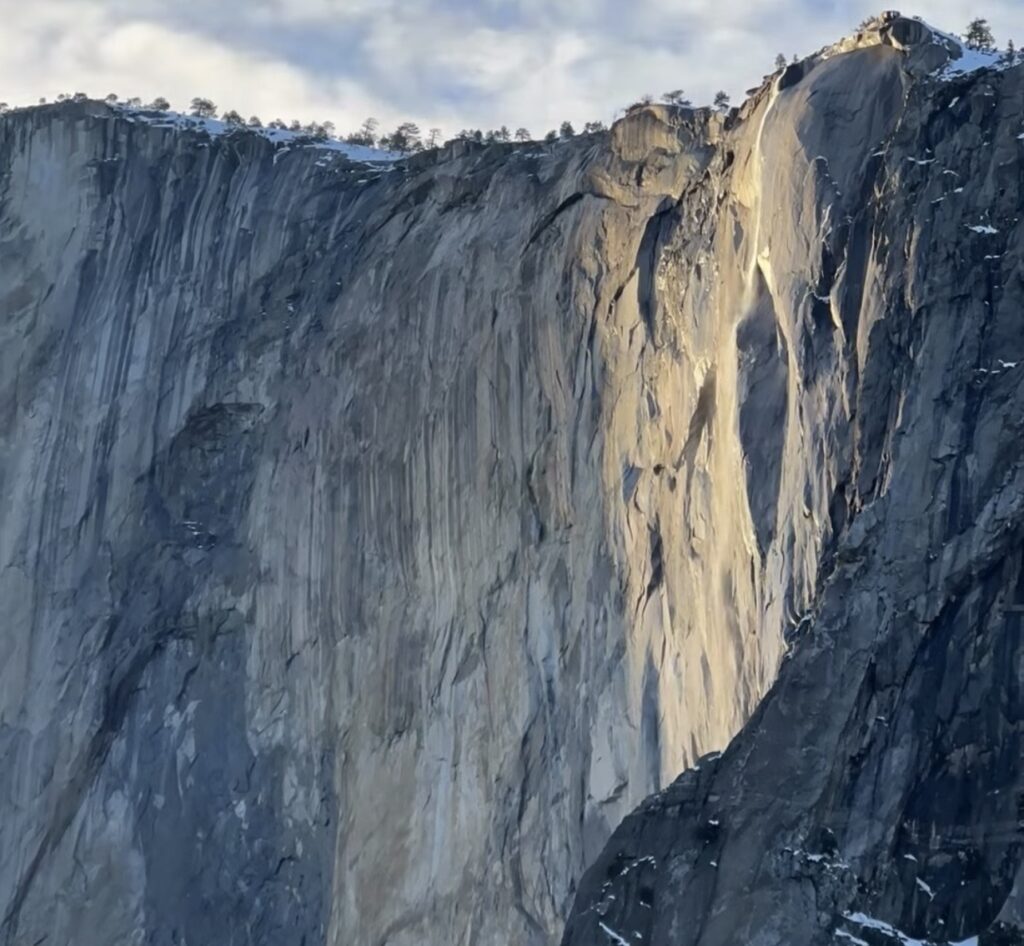 cascata fuoco yosemite firefall cairoli