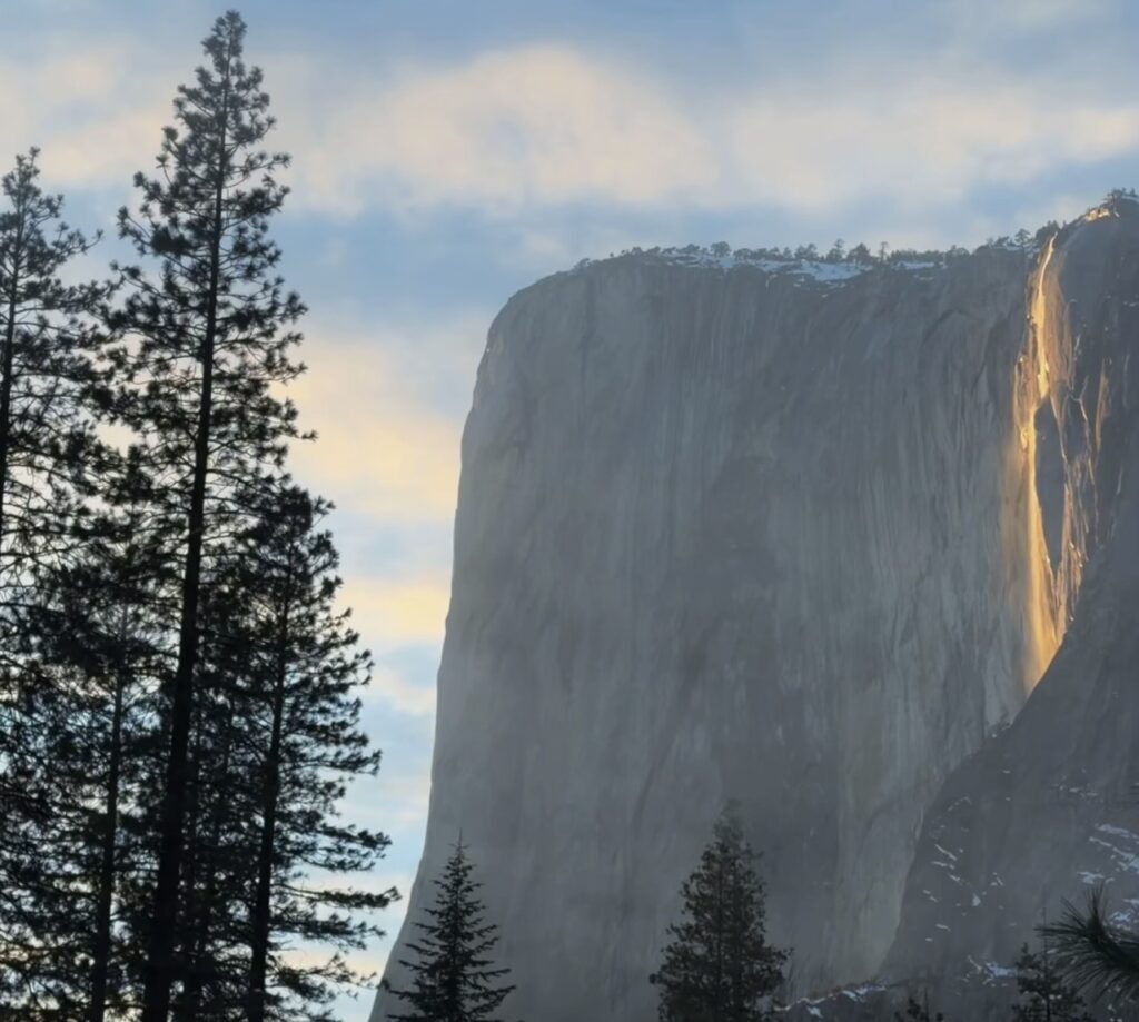 cascata fuoco yosemite firefall cairoli