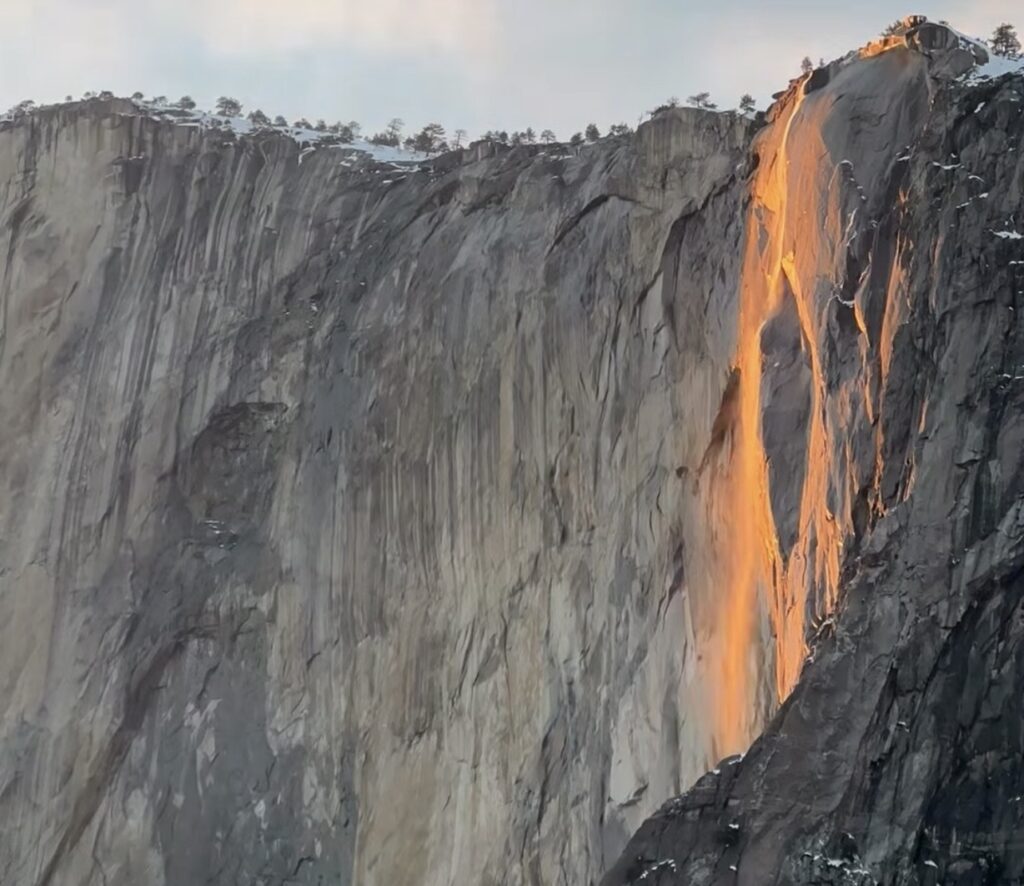 cascata fuoco yosemite firefall cairoli