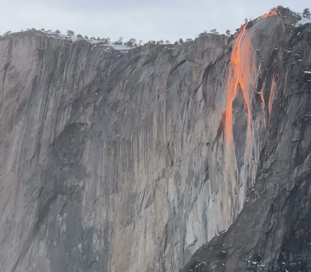 cascata fuoco yosemite firefall cairoli