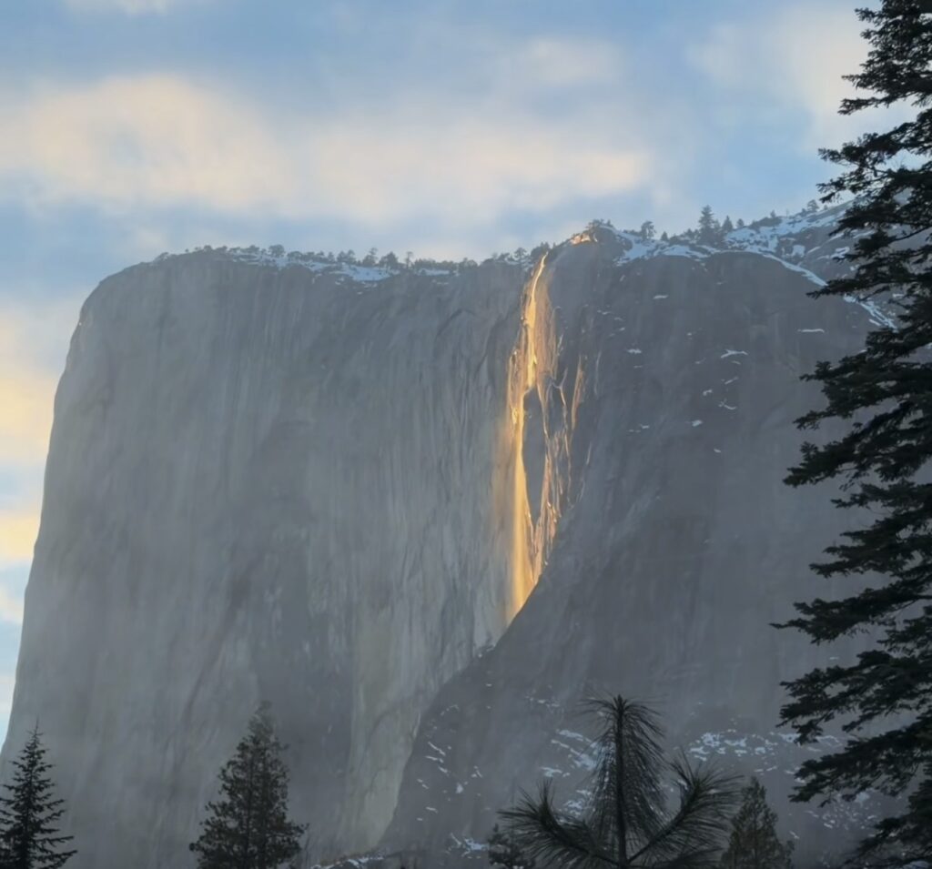 cascata fuoco yosemite firefall cairoli