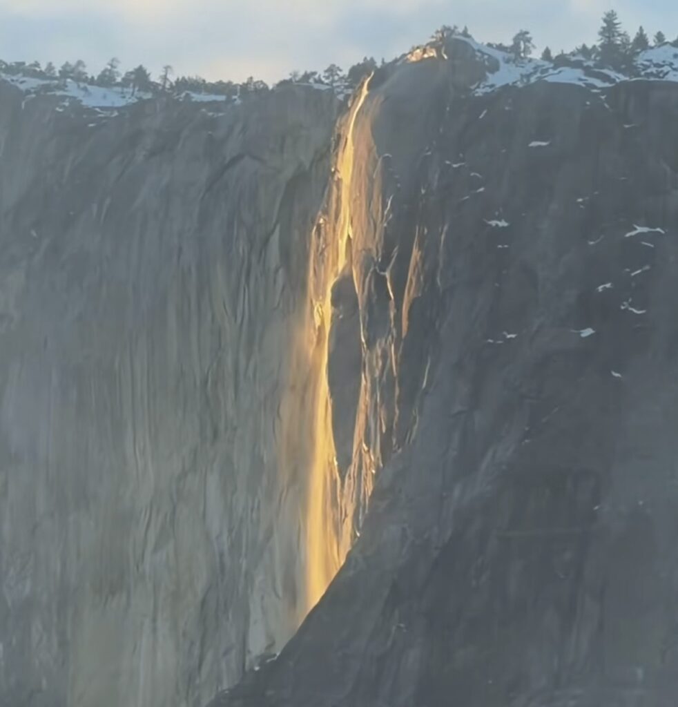 cascata fuoco yosemite firefall cairoli