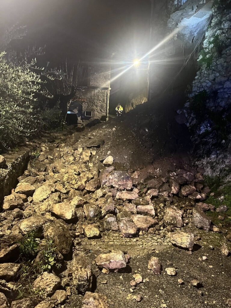 frana rocca d'arce frosinone
