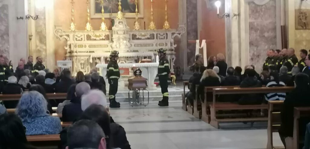funerale vigile del fuoco Diego Amelio
