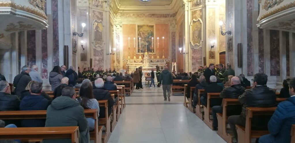 funerale vigile del fuoco Diego Amelio
