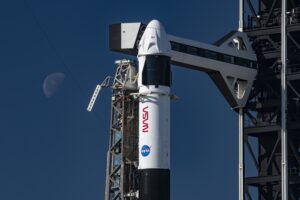 lancio crew-12