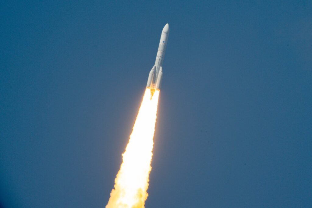 lancio razzo ariane 64