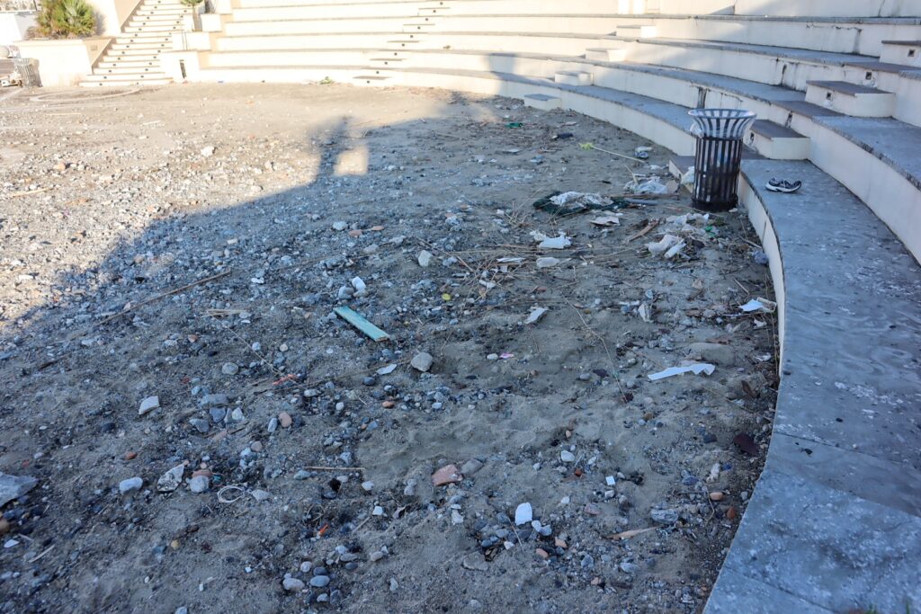 lungomare reggio calabria 27 febbraio 2026 due settimane dopo danni maltempo mareggiata