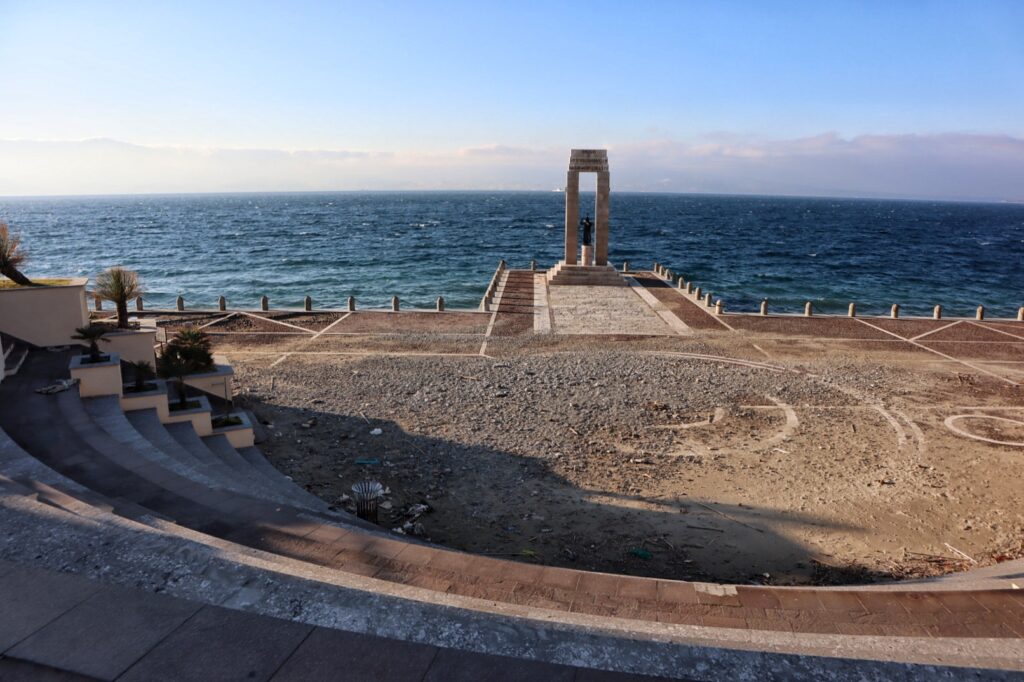 lungomare reggio calabria 27 febbraio 2026 due settimane dopo danni maltempo mareggiata