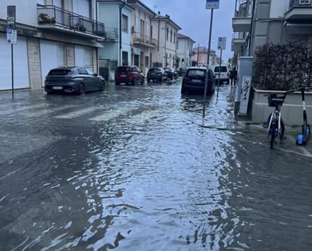 maltempo viareggio