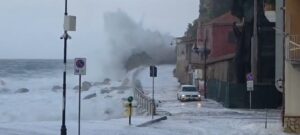 mareggiata scilla oggi