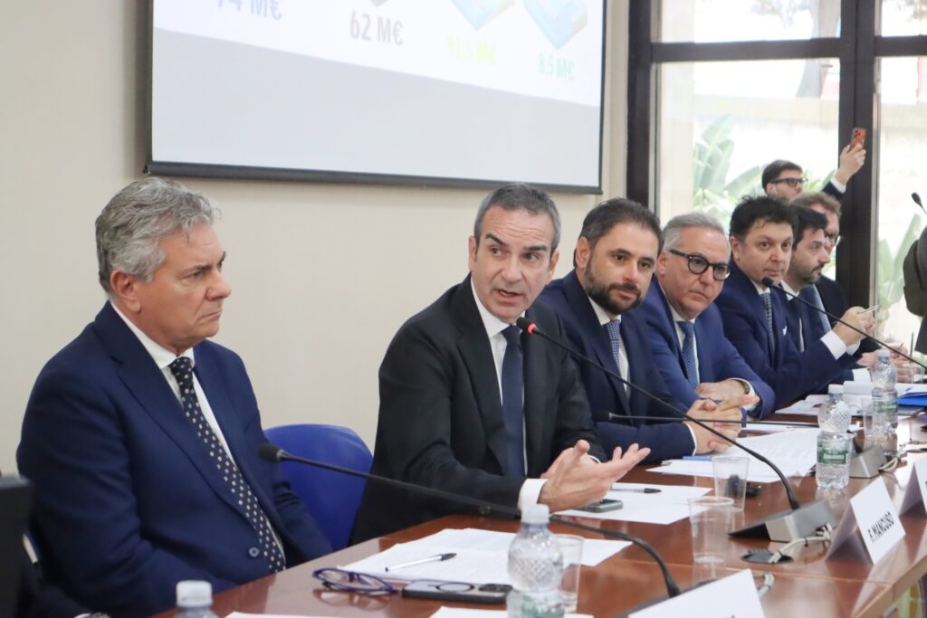 Conferenza stampa su aggiornamenti maltempo in Calabria