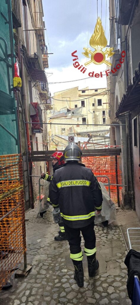 Crollo Cosenza