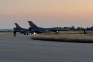 Guerra Iran caccia Grecia