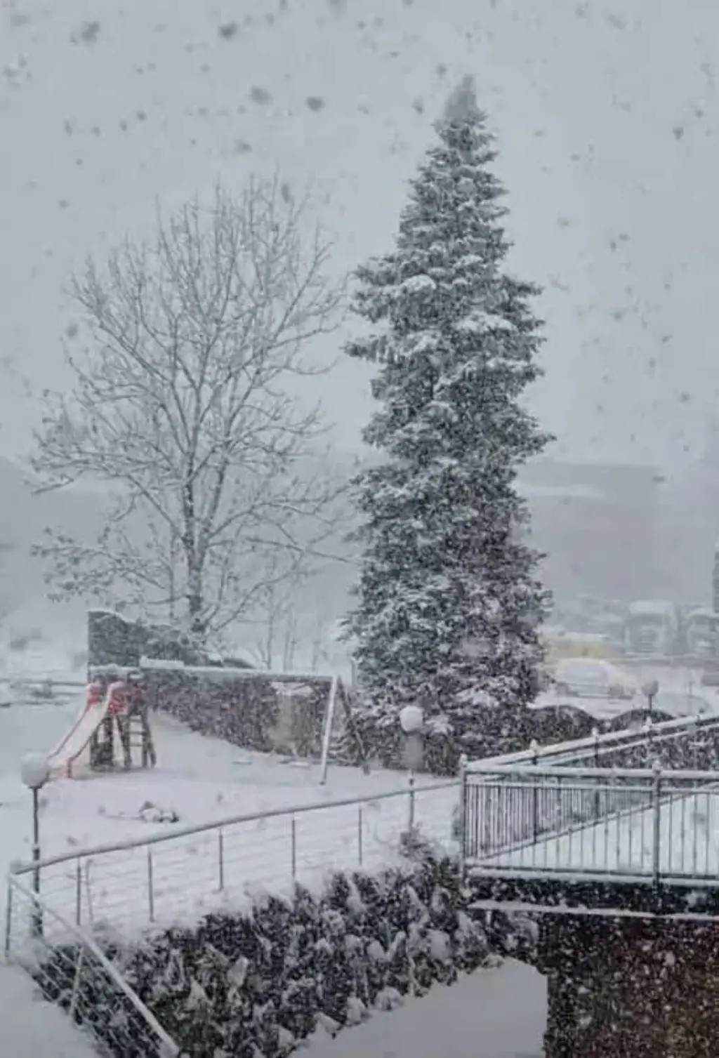 Maltempo Europa neve Svizzera 