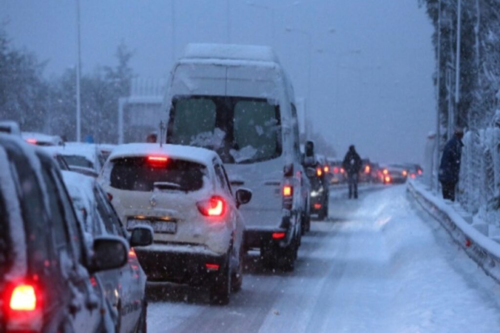 Neve Grecia 18 marzo