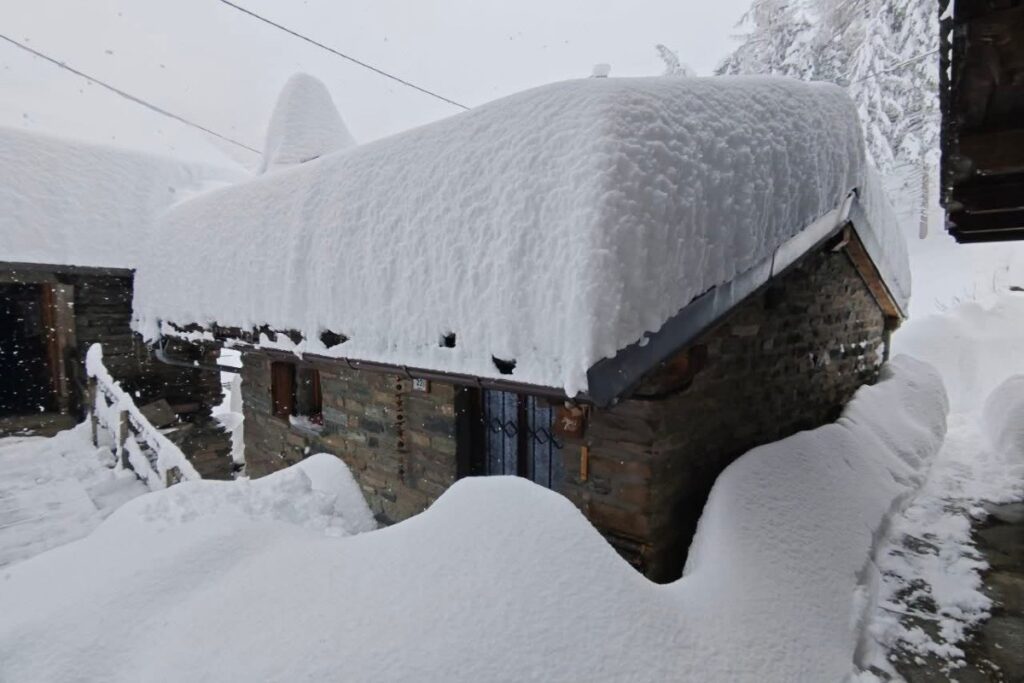 Neve Valle d'Aosta 15 marzo