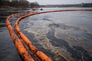 Petrolio fiume Dnestr