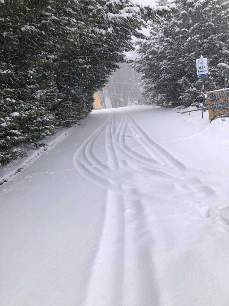 Prati di Tivo oggi neve Abruzzo