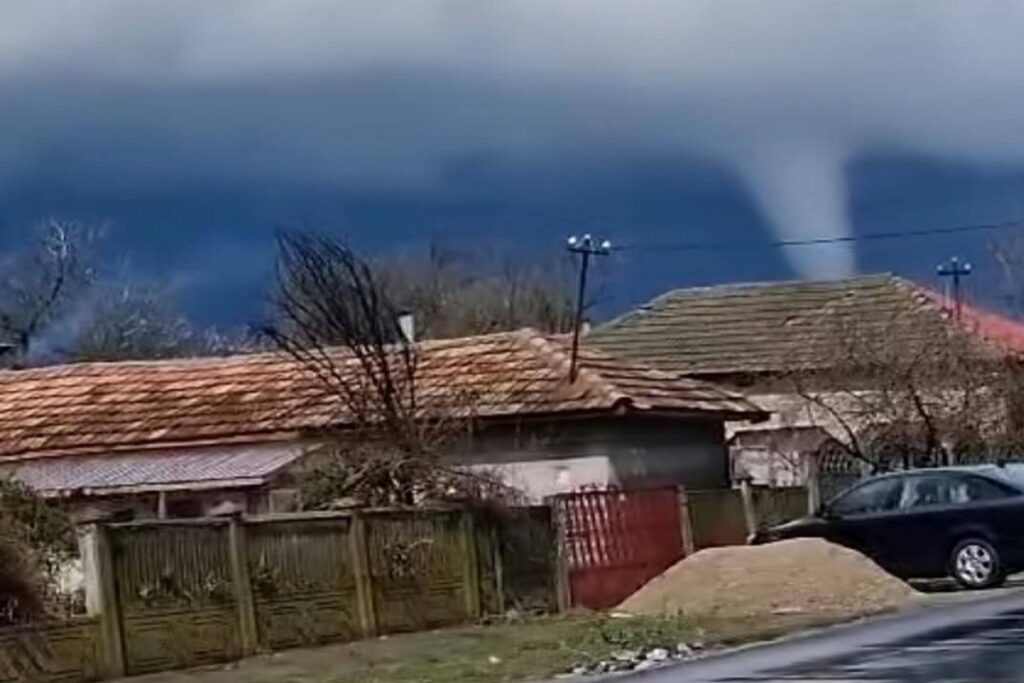 Tornado Romania 28 marzo