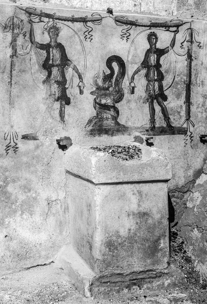 altari domestici Pompei