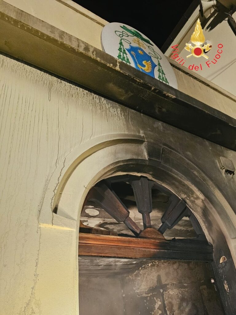 fulmine Santuario della Madonna delle Grazie di Torre di Ruggiero maltempo calabria