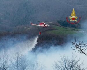 incendio felcina toscana