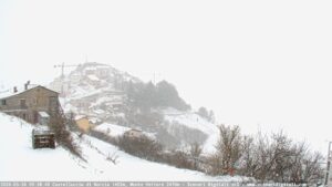neve maltempo umbria castelluccio norcia
