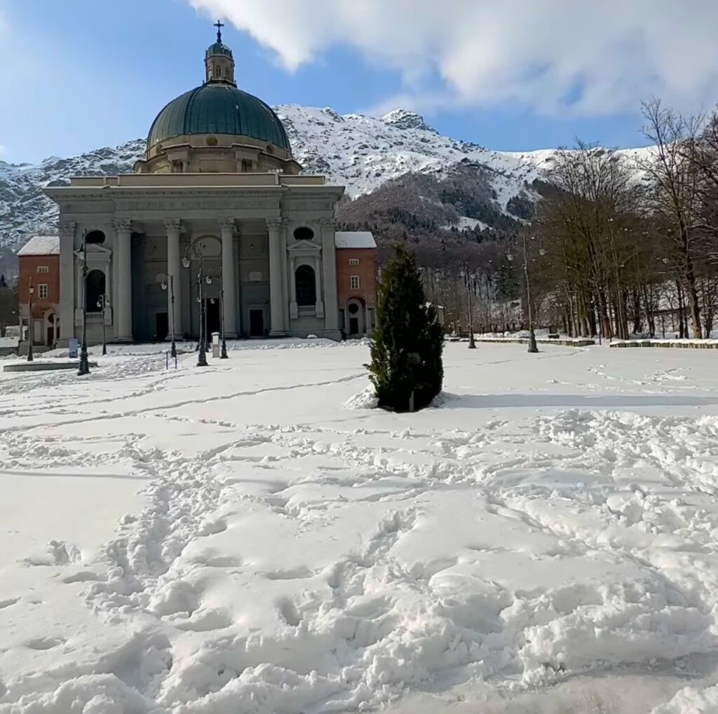 neve santuario oropa piemonte