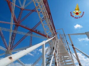 soccorso pilone stretto di messina