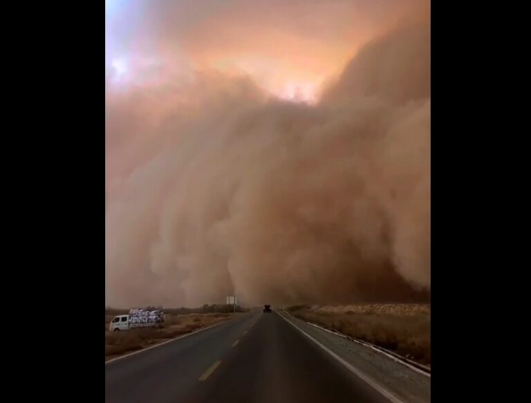 tempesta di sabbia cina