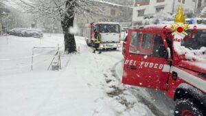 vigili del fuoco neve