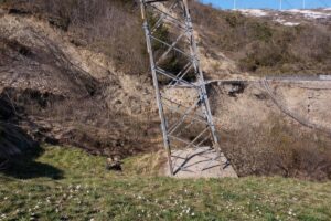 Frane tralicci danneggiati