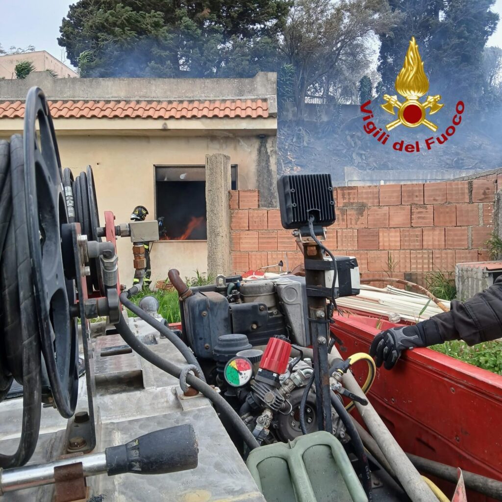 Incendi Messina