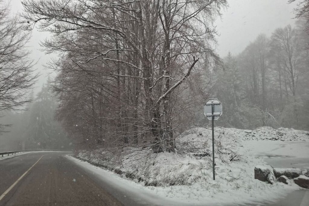 Maltempo Balcani neve