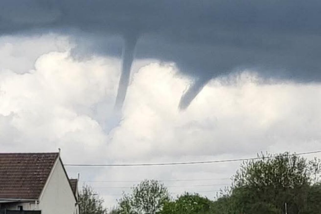 Tornado gemelli Francia
