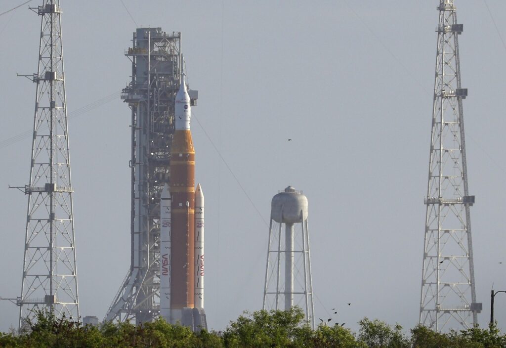 artemis sls