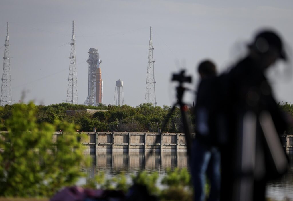artemis sls