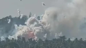 esplosione fuochi d'artificio india