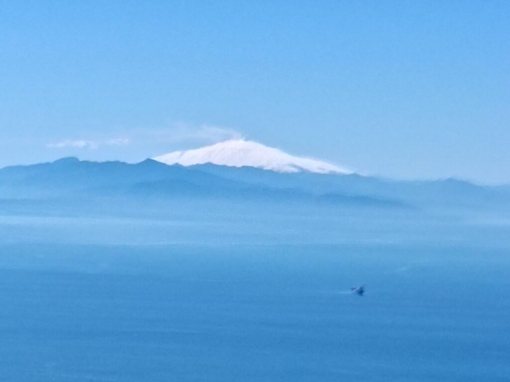 foto neve etna aspromonte monte poro 7 aprile
