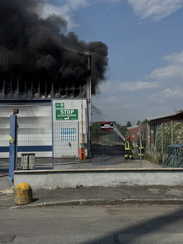 incendio beinasco