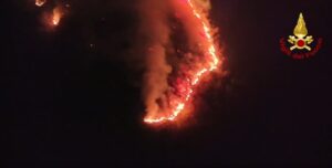 incendio laveno mombello
