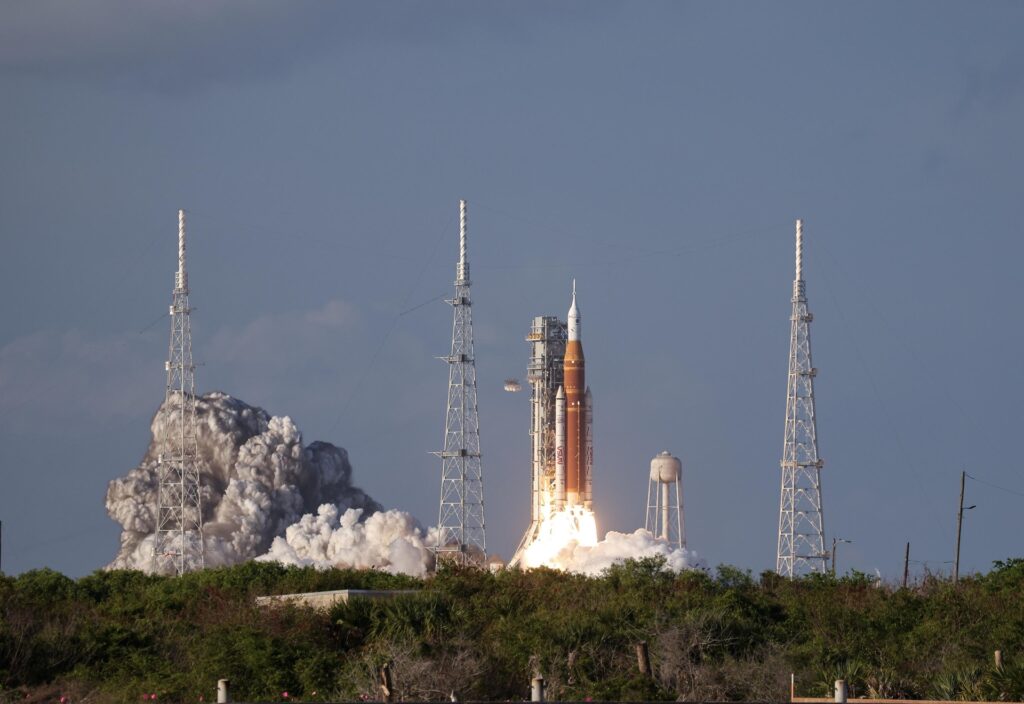 lancio artemis II nasa sls
