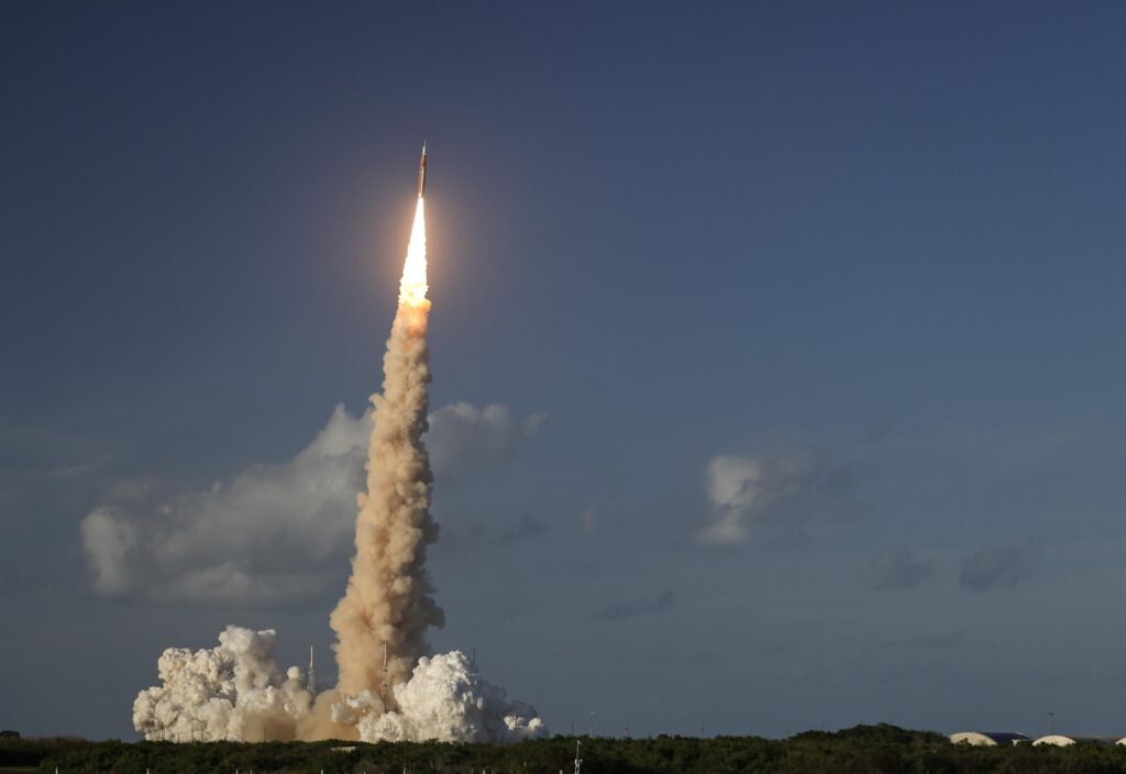 lancio artemis II nasa sls
