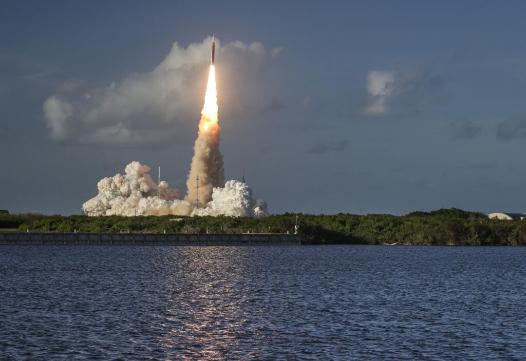 lancio artemis II nasa sls