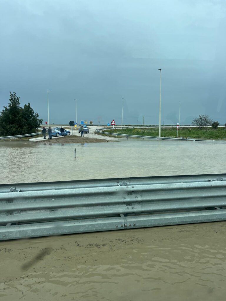 maltempo borgo incoronata puglia