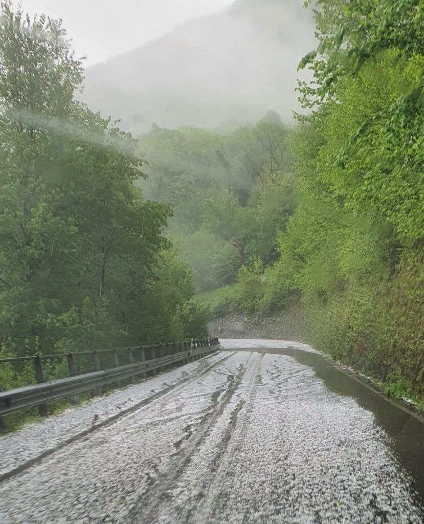 maltempo grandine laino lombardia