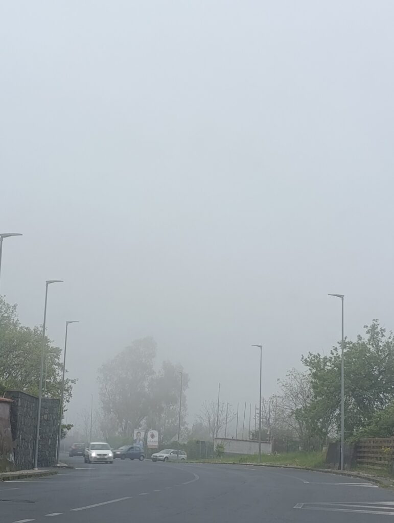nebbia oggi paesi etnei
