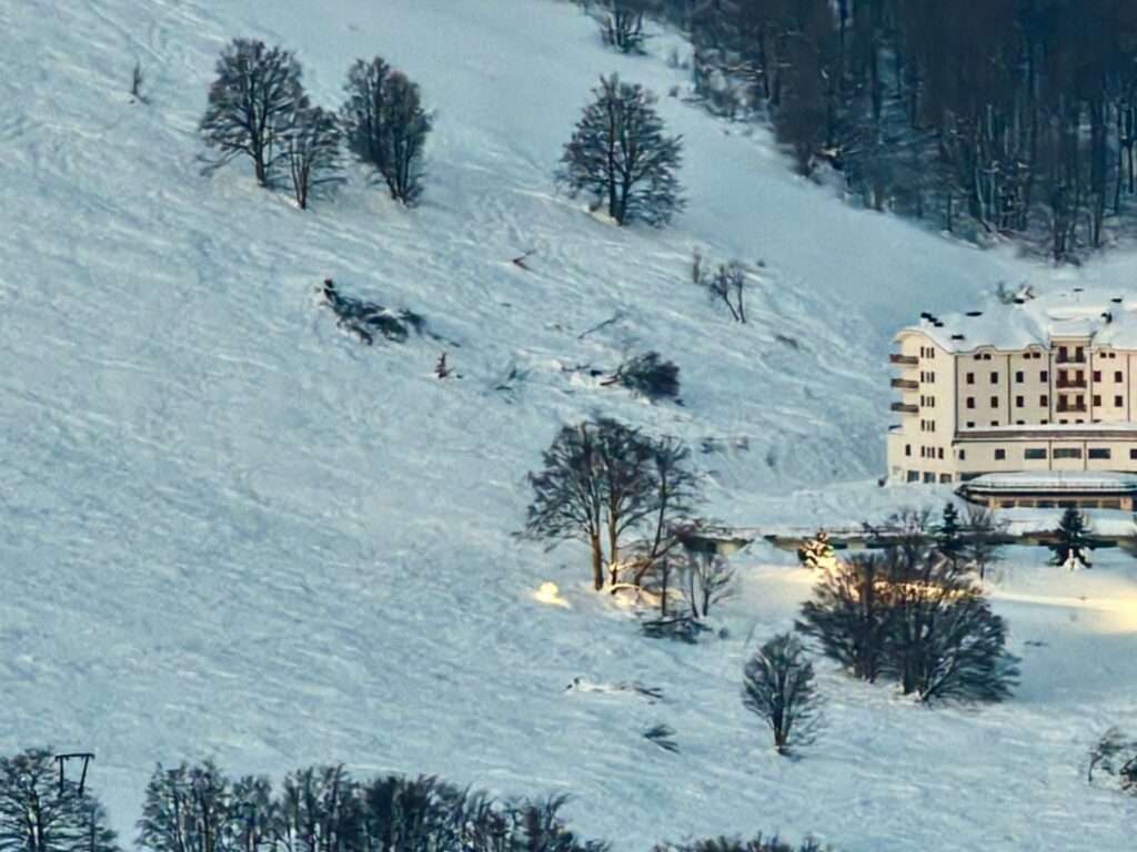 neve gran sasso 4 aprile 2026